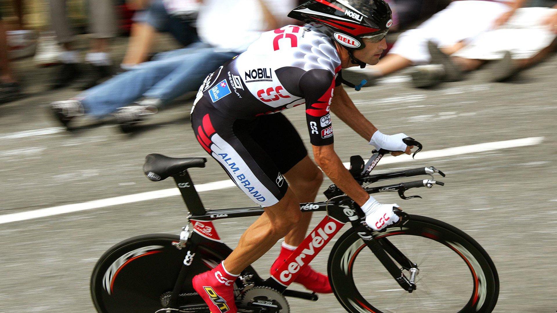 欧冠惊天逆转！安苏·法蒂点球憾失后献绝杀，巴萨客场力克强敌