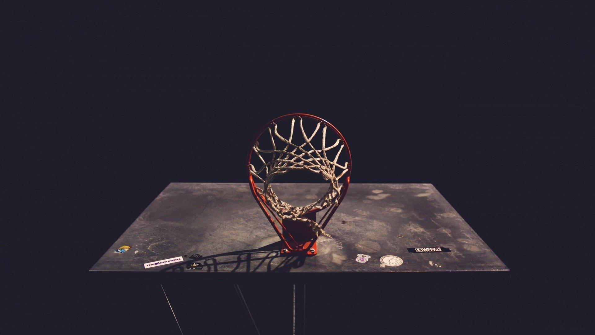 双线溃败暴露执教短板，小因扎吉陷平庸教练魔咒