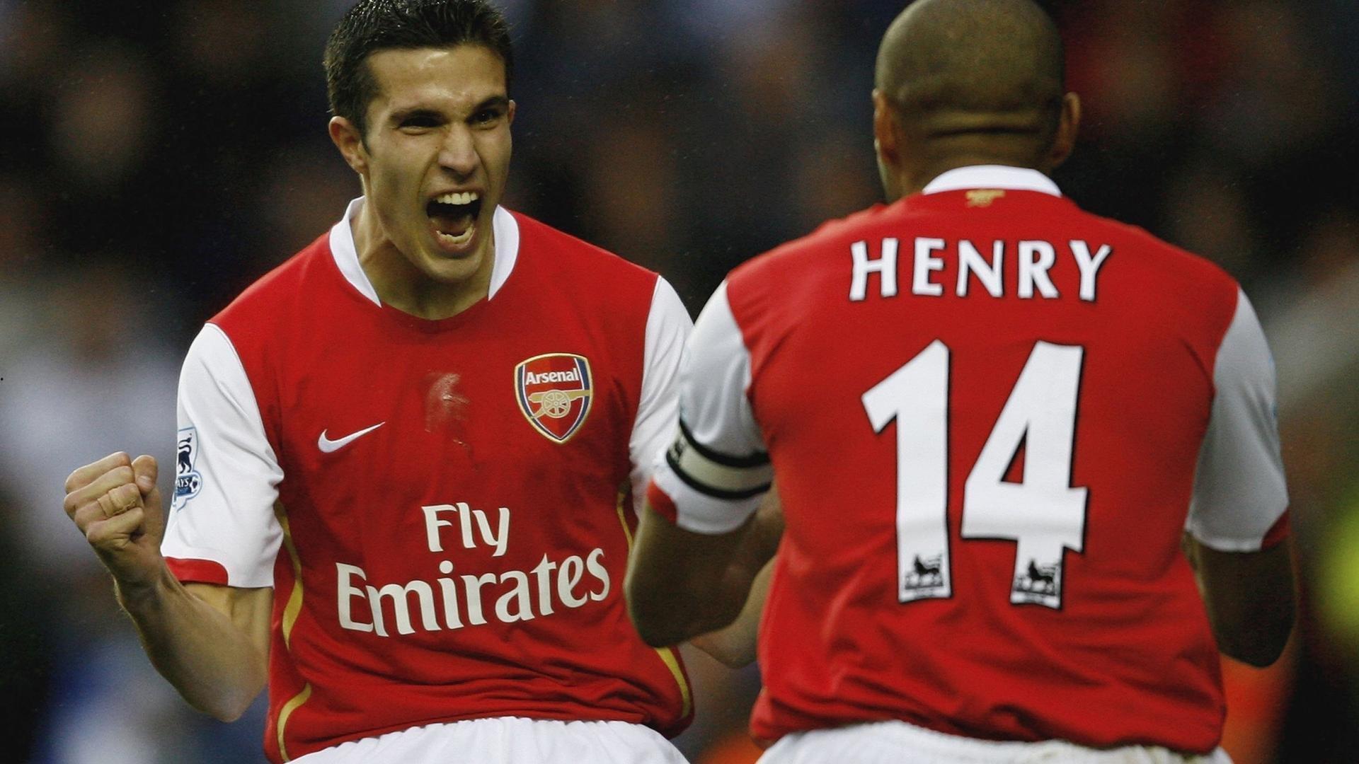 足总杯经典逆转，加纳乔弧线破局，曼联3-1力克西汉姆联晋级